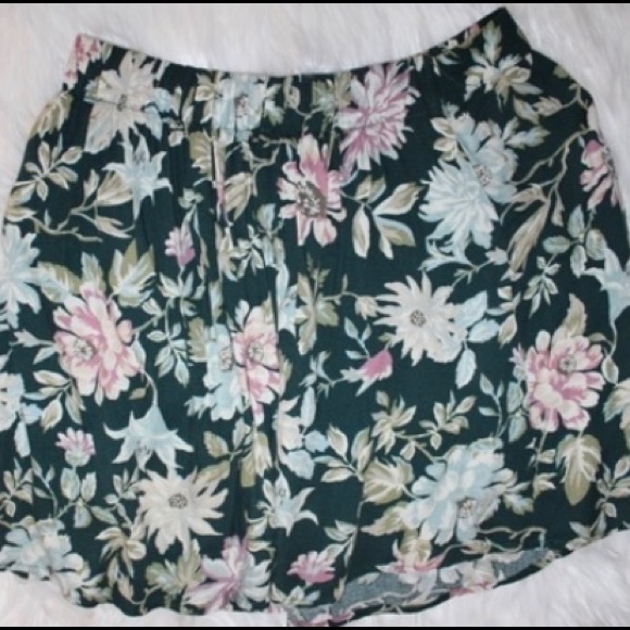 Top and skirt spring set. - Picture 3 of 8